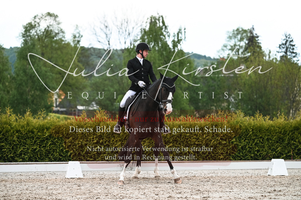 20230513_JK-Röhrsdorf-11-188 | Pferde- und Turnierfotografie in Westsachsen. Pferdeportraits, Auftragszeichnungen und intuitive Kunst.
