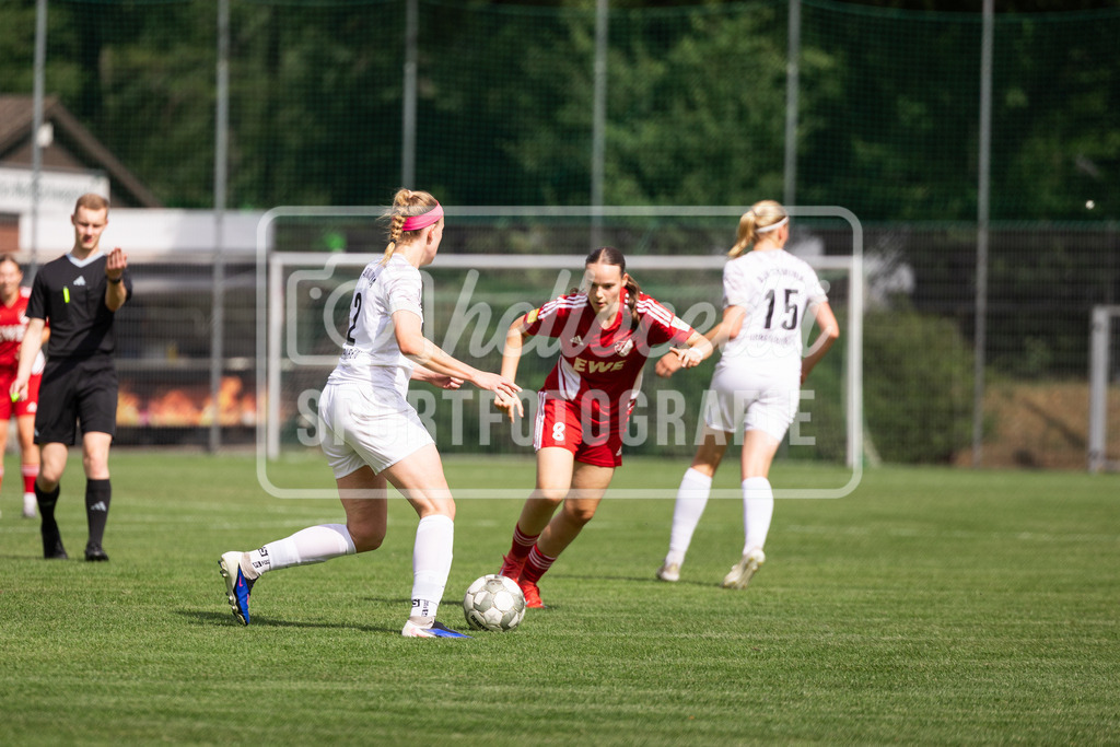 Fußball I Frauen I Testspiel I SpVg Aurich - DJK Arminia Ibbenbüren I 15267 | realhellocedii - Realisiert mit Pictrs.com