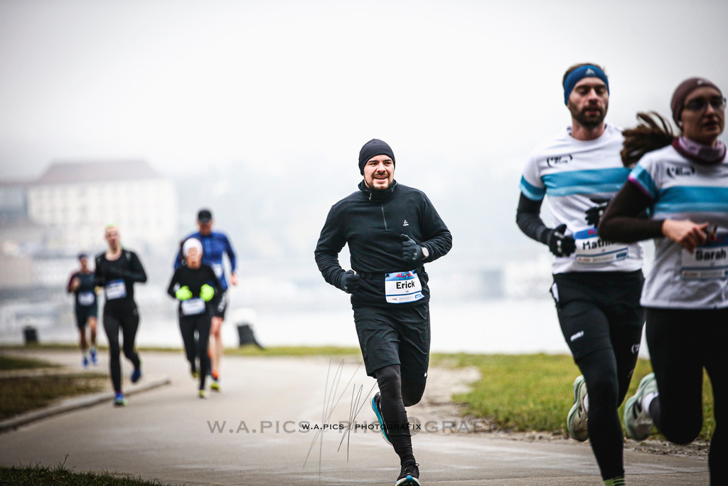 ..... | Linz, AUSTRIA,14. Dezember 25, ALOHA WINTERLAUF DEZEMBER 25 , Image shows: Photo: WAPICS / Andreas Willdoner