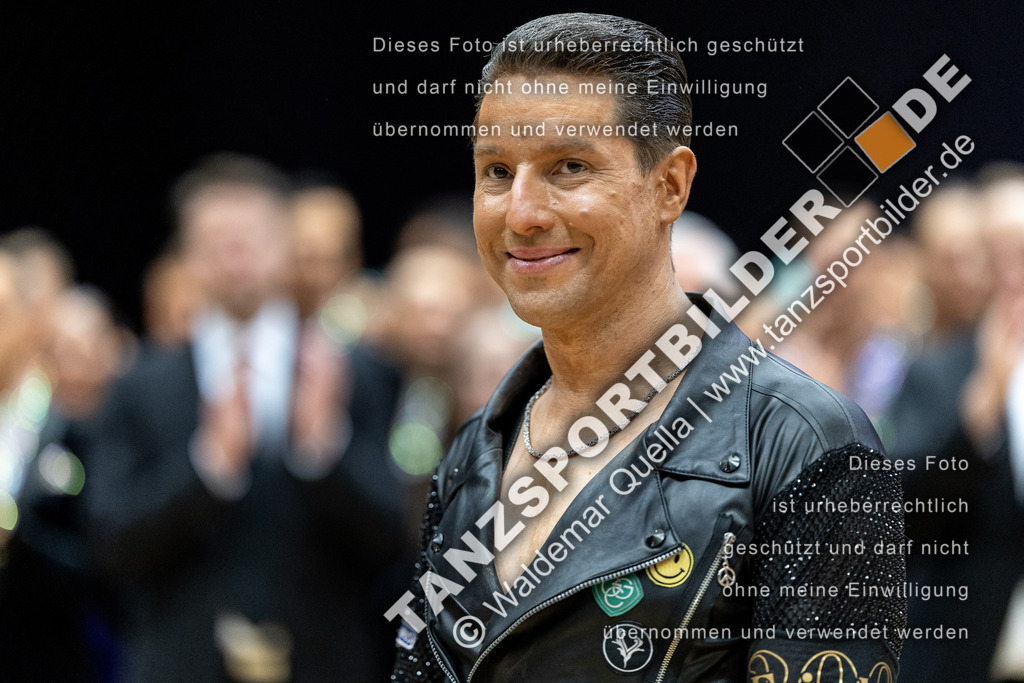 20240113-14235 | Hier finden Sie Tanz Bilder vom Latein und Standard Formationen tanzen. Sportbilder vom Tanzsport. Schöne Fotos und von Weltmeisterschaft, Europameisterschaft, Bundesliga, Regionalliga, Oberliga und Landesliga sowie von GOC Stuttgart, DanceComp, WM Bremen