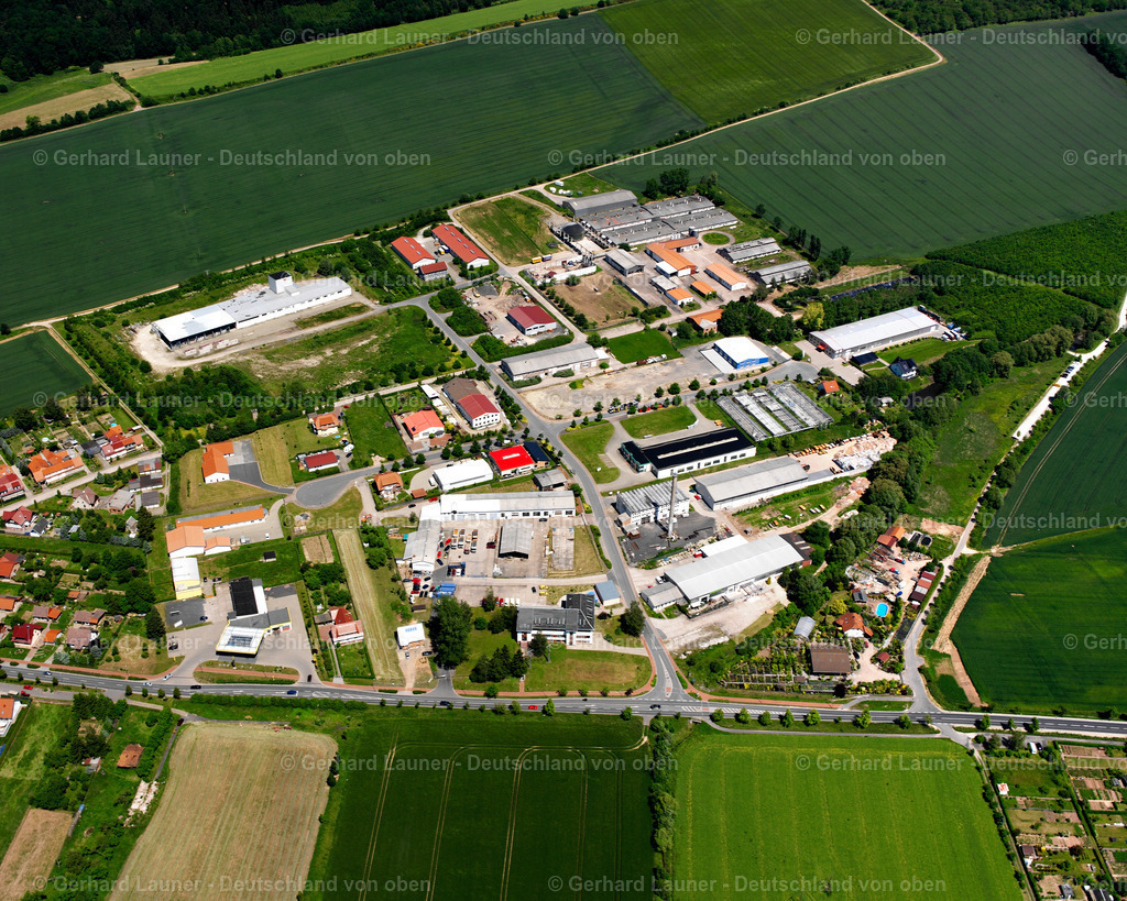 2634256 | TEISTUNGEN 16.06.2006 Industrie- und Gewerbegebiet an der Straße Am Dämmig in Teistungen im Bundesland Thüringen, Deutschland. // Industrial and commercial area on street Am Daemmig in Teistungen in the state Thuringia, Germany. Foto: Gerhard Launer