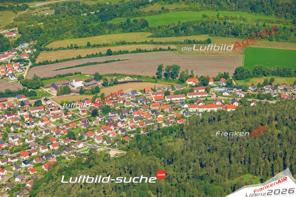 Luftaufnahme von Greding Vs Google Maps- Die Luftaufnahme wurde 2025 vom UL-Flugzeug heraus erstellt ( keine Drohne ) - Hochauflösende Luftaufnahme - für professionelle Ausdrucke geeignet. Die Geschenkidee !Mit Lizenz und Bildrechte bestellbar