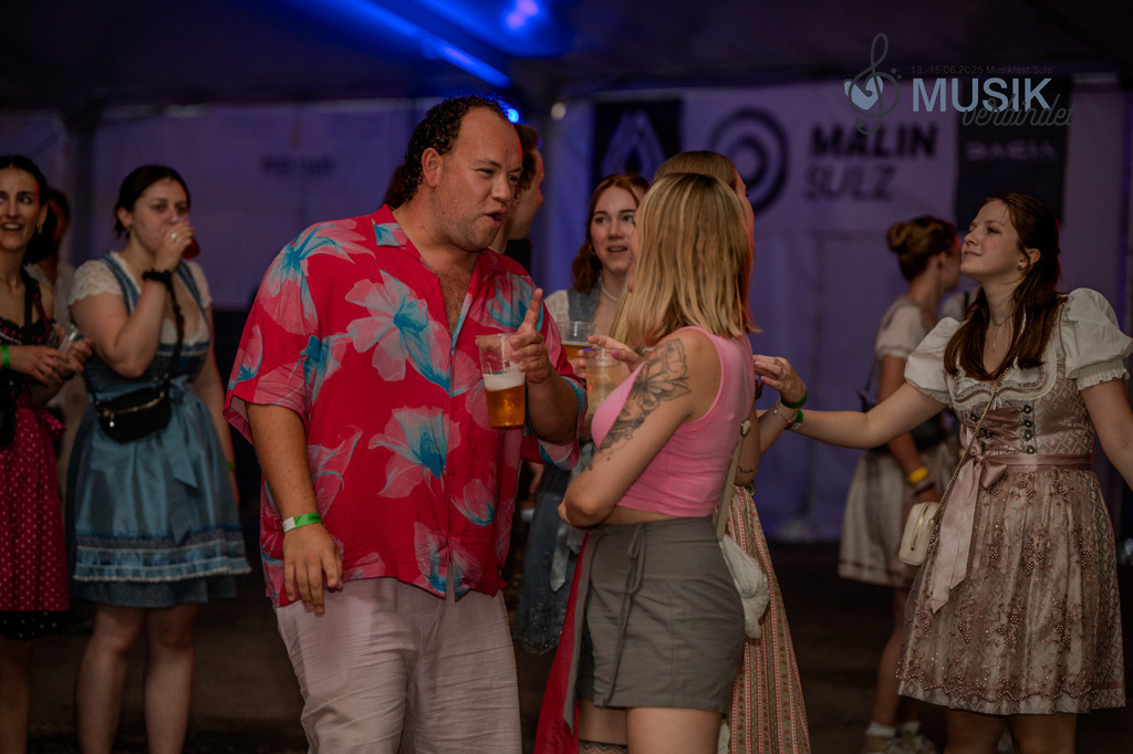 DSC_3262 | "Fussifoto.com – Ihr Ansprechpartner für hochwertige Fotografie! Entdecken Sie kreative Bilder und professionelle Dienstleistungen. Kontaktieren Sie uns für Ihre Projekte!"