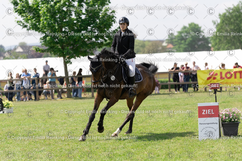 CL5A2642 | Emilia Reinking Fotografie - Realisiert mit Pictrs.com