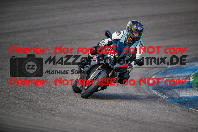 MaZZes_FotoMatrix_240701_6007705_0648 | INST