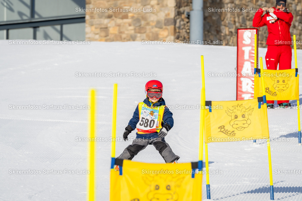 SRF_12.12.2025 0186 | SRF_12.12.2025 0186 - Realisiert mit Pictrs.com