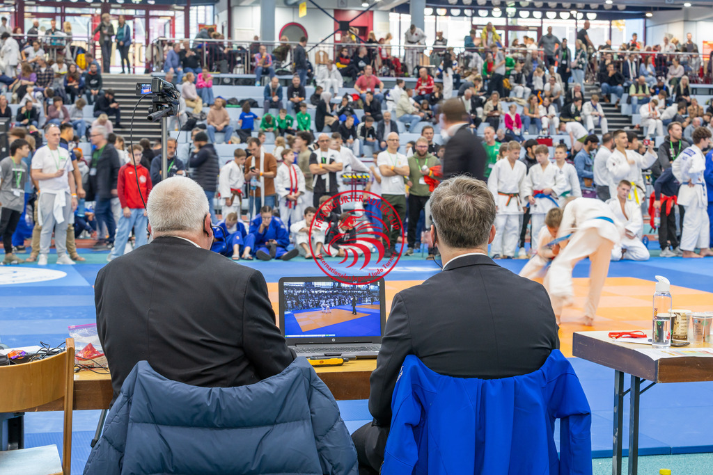 Internationaler Adler Cup 2024 | Foto vom Internationalen Adler Cup Judo Turnier im Sport- und Freizeitzentrum Kalbach im Oktober 2024 - Realisiert mit Pictrs.com