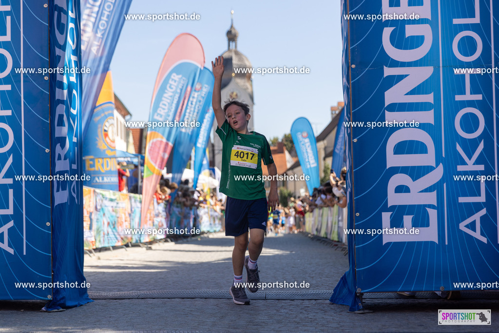 VJ__3405 | Stadtlauf Erding 2025 #stadtlauferding #erdingstadtlauf #stadtlauf_erding #laufmotivation #trisporterding #yourpictrs #sportshot_your_pictrs