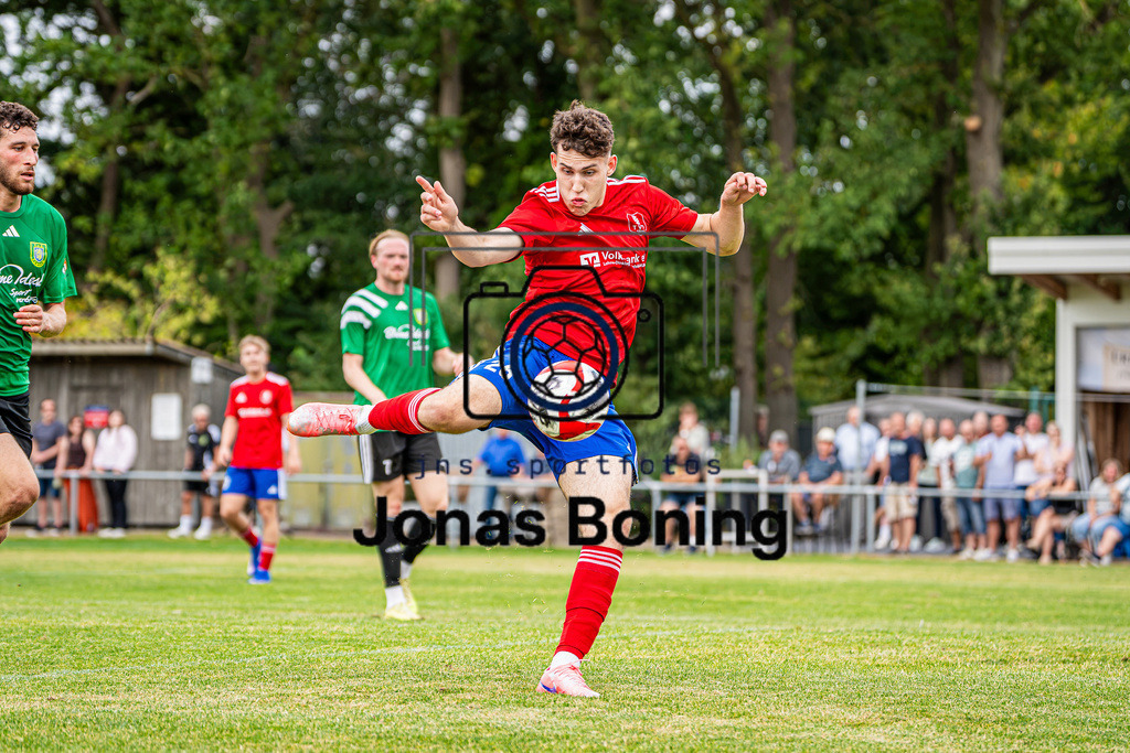 Fußball I Herren I Saison 2026-2027 I Landesliga Weser-Ems I 3. Spieltag I TV Dinklage - TuS Pewsum I 41107 | jns.sportfotos - Realisiert mit Pictrs.com