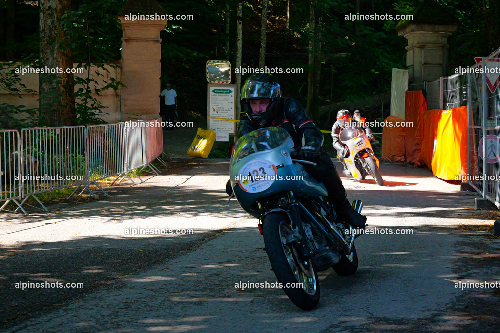 P1026333 | Erleben Sie atemberaubende, hochqualitative Fotos Ihrer Fahrt entlang der malerischen Alpenstraßen. Besuchen Sie alpineshots.com, um professionelle Aufnahmen Ihrer unvergesslichen Reise zu finden und zu kaufen - Realisiert mit Pictrs.com