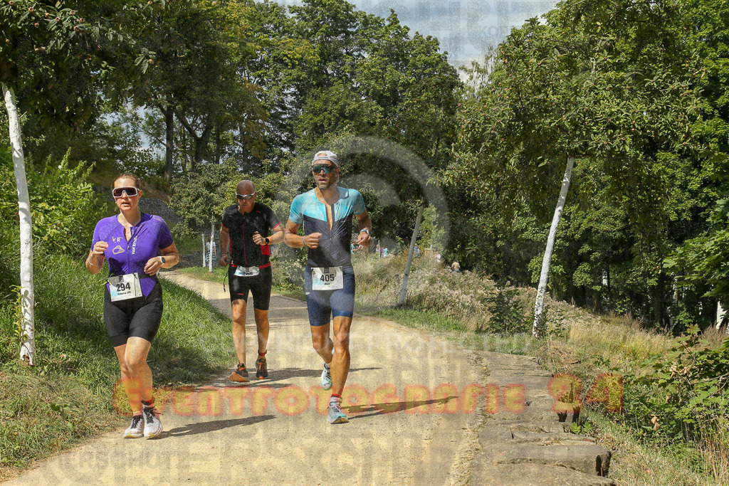 250824_1336_EX1_2988 | Sportfotografie im Rhein-Sieg Kreis, Köln, Bonn, NRW, Rheinland Pfalz, Hessen, etc. Unser Tätigkeitsfeld umfasst den Laufsport vom Volkslauf über den Marathon, Duathlon, Triathon bis zum Ultralauf wie Kölnpfad Ultra oder Schindertrail.