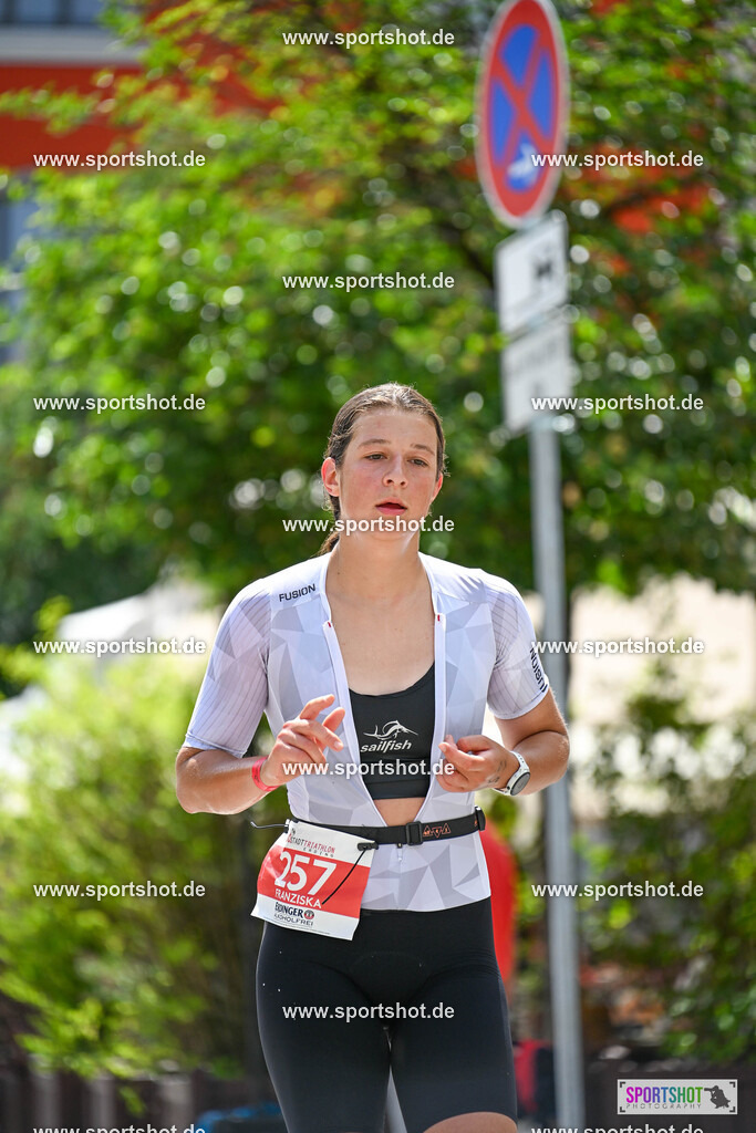 SZI_7704 | Stadttriathlon Erding 2025. #yourpictrs #sportshot_your_pictrs @Sportshotphotography #stadttriathlonerding Copyright: www.sportshot.de