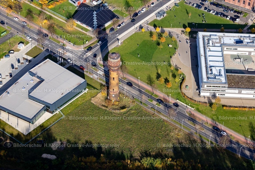 Luftbilder Alsdorf-7399 | Luftbildfotografie Bauwerk des Industriedenkmales Wasserturm " Wasserturm Annagelände " an der Straße Konrad-Adenauer-Allee in Alsdorf im Bundesland Nordrhein-Westfalen, Deutschland - Realisiert mit Pictrs.com