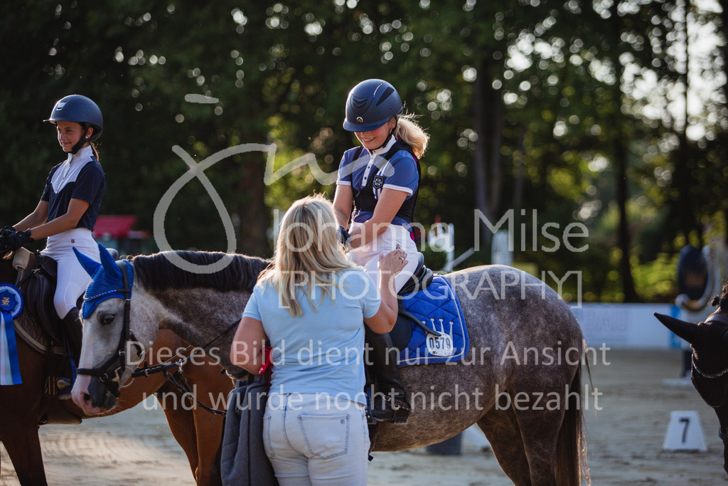 220825_Delbrueck_PonyTrophy-257 | Deine schönsten Turniermomente als professionelle Fotos! Entdecke hochwertige Pferdesport-Fotografie im Online-Shop. Jetzt Fotos finden & bestellen!