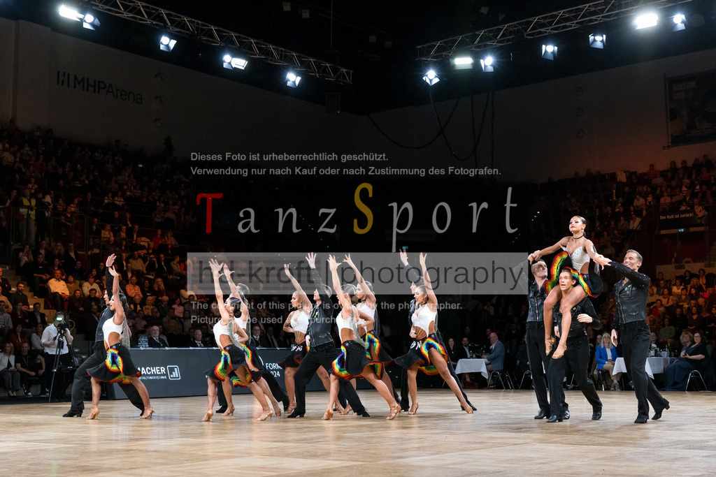 20241109_DM-Formationen_4138 | Tanzsportbilder, Standardtanz, Lateintanz, WDSF, DTV, LTVB, dancecomp, goc, hessen tanzt, blaues band der spree, walzer, tango, wiener walzer, slowfox, quickstepp, samba, rumba, cha-cha-cha, paso doble. jive, hd-kroft photography, turniertanzsport