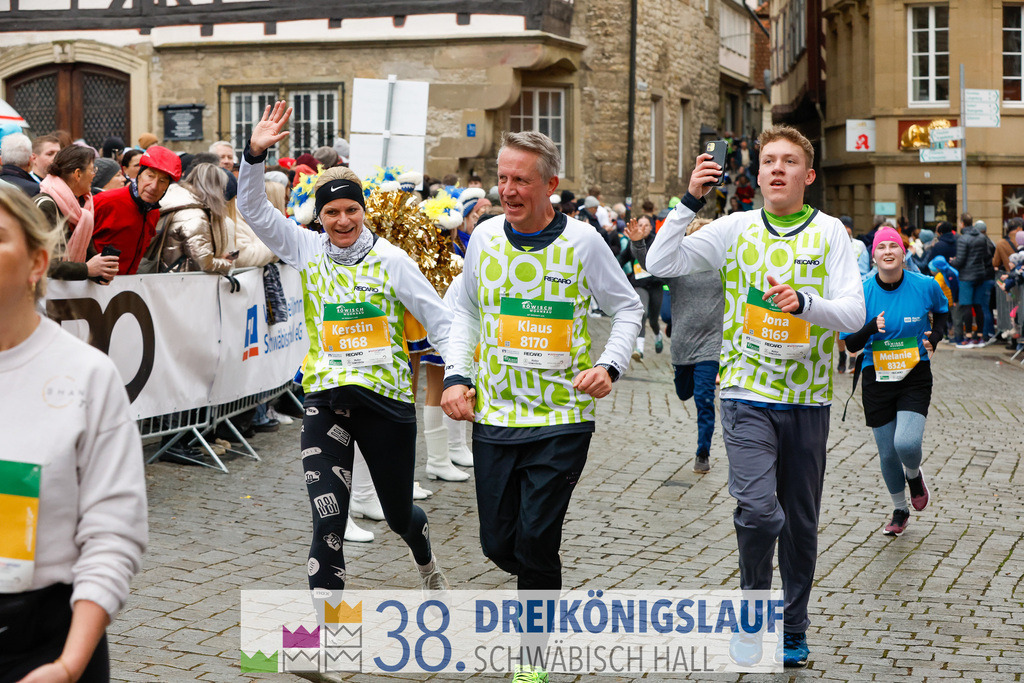 5km Roewisch Wohnbau Cup | 3 Koenigslauf 2024 5km Roewisch Wohnbau Cup - Realisiert mit Pictrs.com