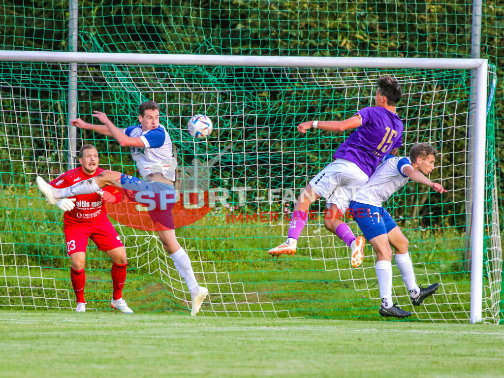 Austria Klagenfurt Amateure - SK Treibach 1-1, Kärntner Liga 2. Runde | Patrick Böck (SK Treibach #23) Hanno Wachernig (SK Treibach #14) Matteo Kitz (Austria Klagenfurt Amateure #15) Lukas Pippan (SK Treibach #7) Austria Klagenfurt Amateure - SK Treibach 1-1 am 08.08.2023 in Brückl
(Sportplatz), Austria, (Photo by Ernst Krawagner sport-fan.at) - Realisiert mit Pictrs.com