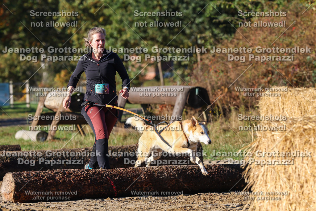 Dog Paparazzi - Strongdog 10-25-1310 | Dog Paparazzi Jeanette Grottendiek Fotografie & Videografie - Realisiert mit Pictrs.com
