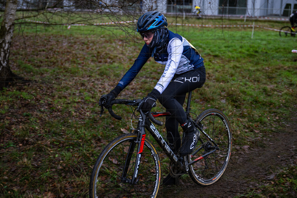 26. Stadler Weser-Ems Cup 2025/2026 - Silvestercross Melle | 31.12.25: 26. Stadler Weser-Ems Cup 2025/2026 - Silvestercross Melle / Melle / Deutschland  //   CREDIT:www.bullenfotos.de, Martin König, Hörner Weg 40, D-49078 Osnabrück, +4917663732967 // Nutzung und Weitergabe nur zu den vereinbarten Zwecken. Presseanfragen an Ersteller. Alle Rechte beim Ersteller. Honorierung nach MFM. - Realisiert mit Pictrs.com