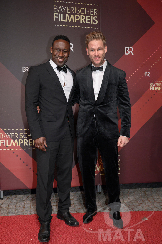 _DWI4932 | Jerry Kwarteng und Frederic Heidorn bei der Verleihung des 47. Bayerischen Filmpreises 2026  im Prinzregententheater. München, Deutschland. Der Bayerische Filmpreis wird seit 1979 von der Bayerischen Staatsregierung verliehen, um die Bedeutung des Kinofilms als Kulturgut herauszustellen - Realisiert mit Pictrs.com