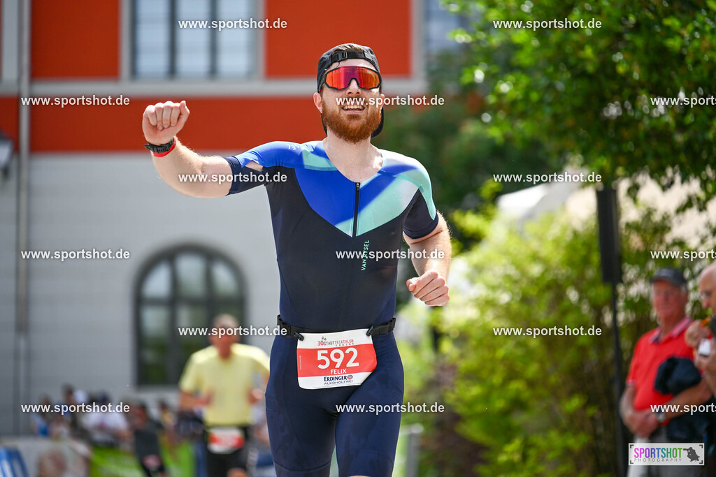 SZI_8894 | Stadttriathlon Erding 2025. #yourpictrs #sportshot_your_pictrs @Sportshotphotography #stadttriathlonerding Copyright: www.sportshot.de