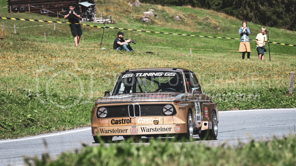 19. Arosa ClassicCar 2023 - 2. September 2023 | 19. Arosa ClassicCar 2023
Arosa, Schweiz
Portmann Roland aus Egg mit der Startnummer 506 in einem BMW 2002, Jahrgang 1975, in der Klasse Competition.
@arosaclassiccar, @arosa.official, #arosaclassiccar, #arosa, #76curves, #classiccar
Bild: Sportfotografie Markus Aeschimann | www.markus-aeschimann.ch - Realisiert mit Pictrs.com