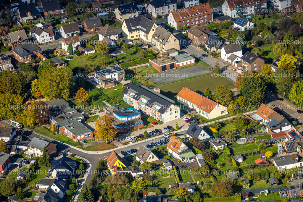 Hamm241007989 | Luftbild, evang. Kindergarten Kita Dietrich-Bonhoeffer-Straße, Stephanuskirche Rembrandstraße, Straßenerneuerung, Stadtbezirk Rhynern, Hamm, Ruhrgebiet, Nordrhein-Westfalen, Deutschland
