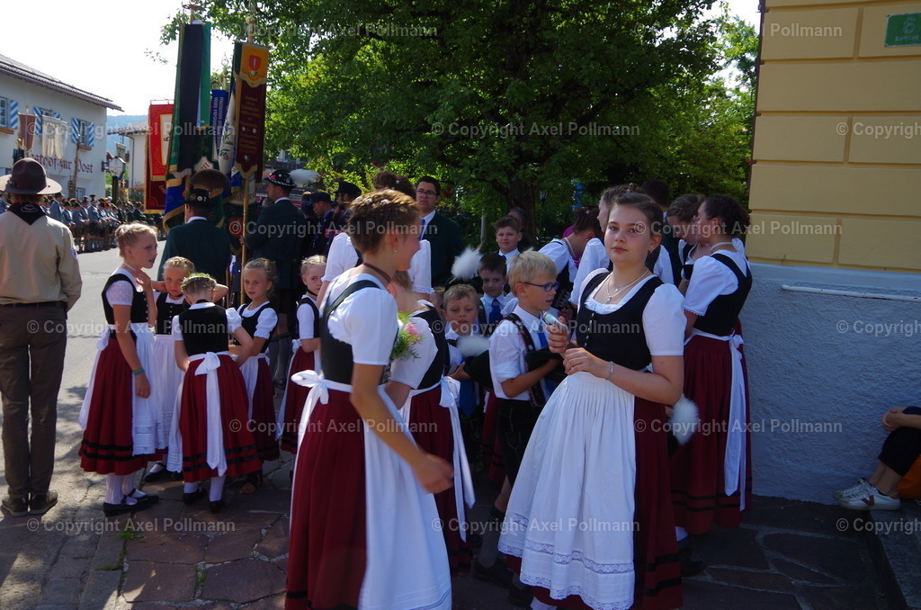 IMGP3910 | fotografiert von Axel PollmannLeonhardi Wallfahrt Benediktbeuern und Murnau, Fronleichnam, Fasching, Landschaft im Loisachtal und Benediktbeuern  - Realisiert mit Pictrs.com
