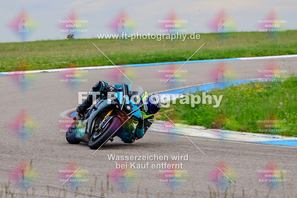 MotoTeam-1776 | Hier findet Ihr Bilder von Touristenfahrten auf der Nürburgring Nordschleife oder von anderen Veranstaltungen die ich besucht habe. Viel Spass beim Durch Schauen 