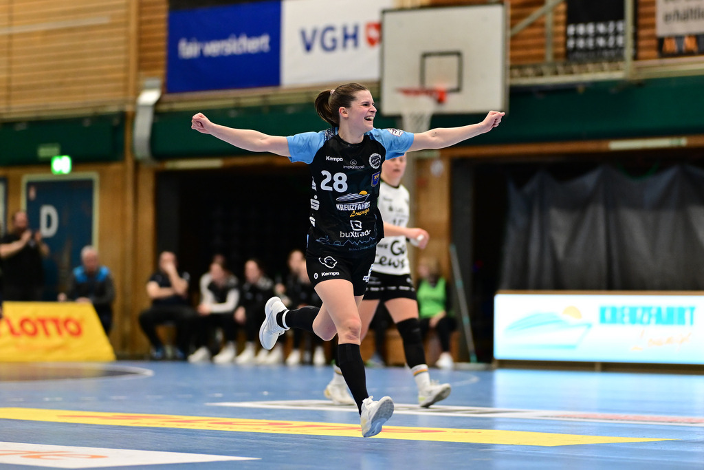 Handball I Frauen I Saison 2024-2025 I 1. HBF I 16. Spieltag I Buxtehuder SV - VfL Oldenburg I 088265 | Der Sportfotograf. - Realisiert mit Pictrs.com