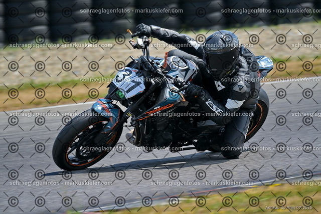 25bt04-1414 | markuskiefer.com - Realisiert mit Pictrs.com