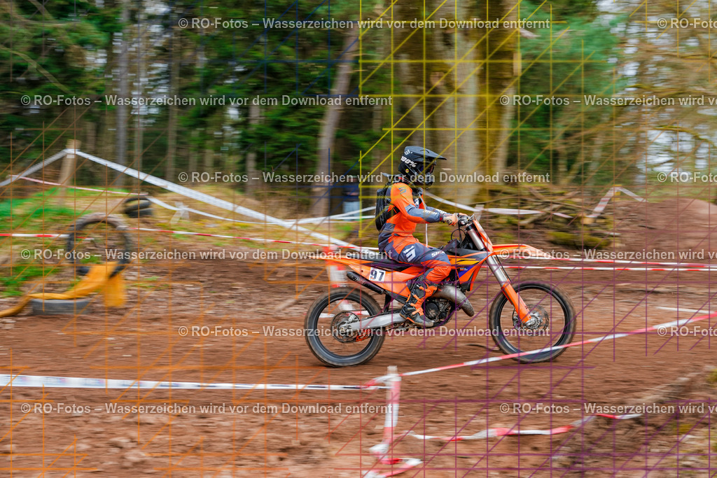4 Lauf Mernes-1376 | Sportfotografie von RO-Fotos: Motorsport, Motocross, Enduro, Laufveranstaltungen und Triathlon. Professionelle Fotos von Sportlern und Events. - Realisiert mit Pictrs.com