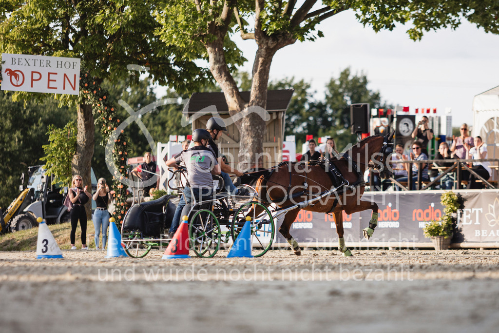 250711_BHO_Showabend-834 | Deine schönsten Turniermomente als professionelle Fotos! Entdecke hochwertige Pferdesport-Fotografie im Online-Shop. Jetzt Fotos finden & bestellen!