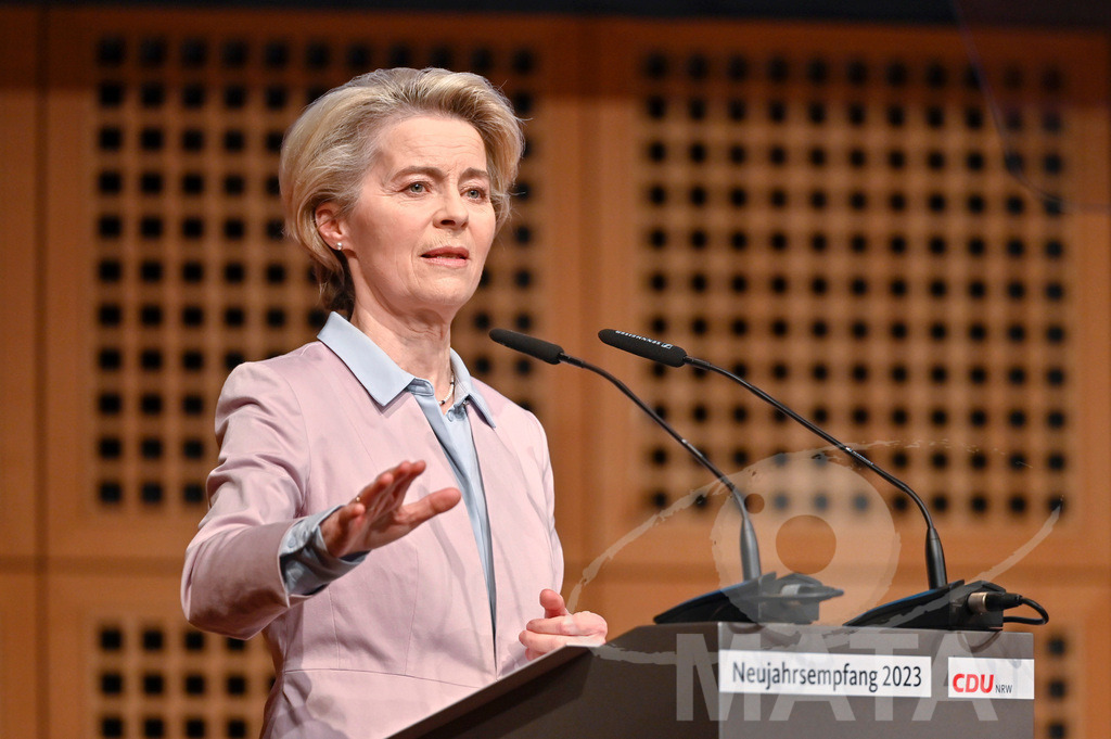 _DWI0857 | Politikerin Ursula von der Leyen beim CDU-NRW Neujahrsempfang in Düsseldorf. Düsseldorf, 28.01.2023 - Realisiert mit Pictrs.com