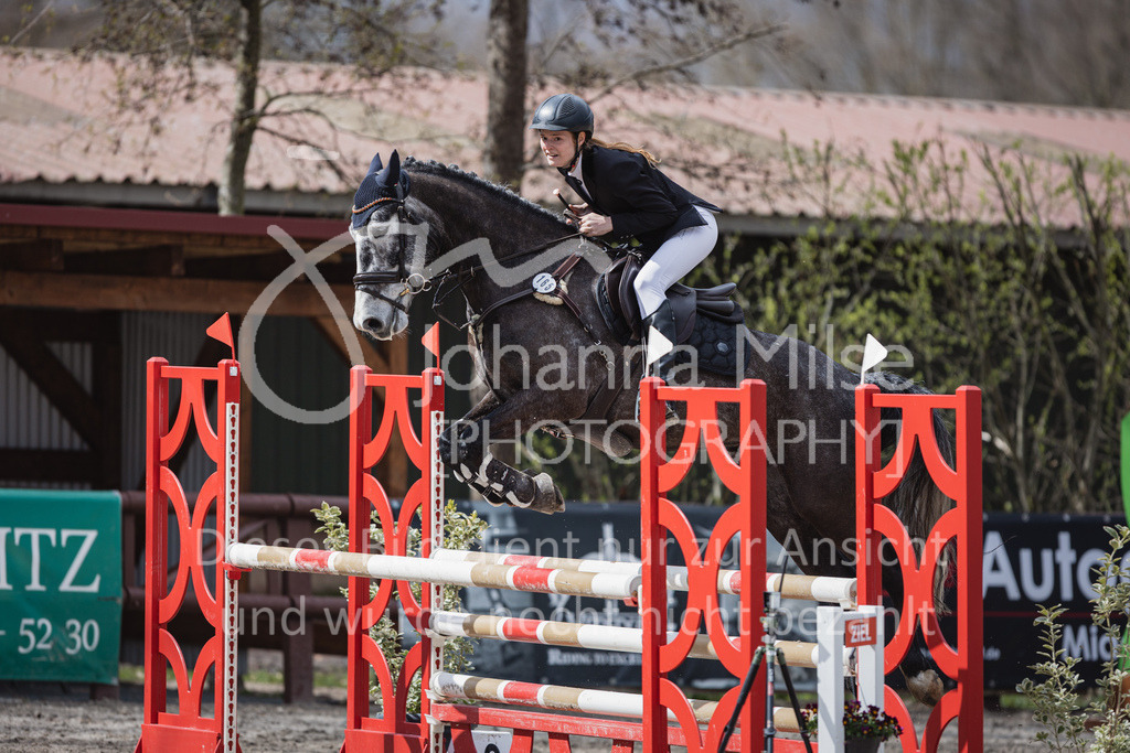 230411_Mühlen_03SprPf-L-358 | Deine schönsten Turniermomente als professionelle Fotos! Entdecke hochwertige Pferdesport-Fotografie im Online-Shop. Jetzt Fotos finden & bestellen!