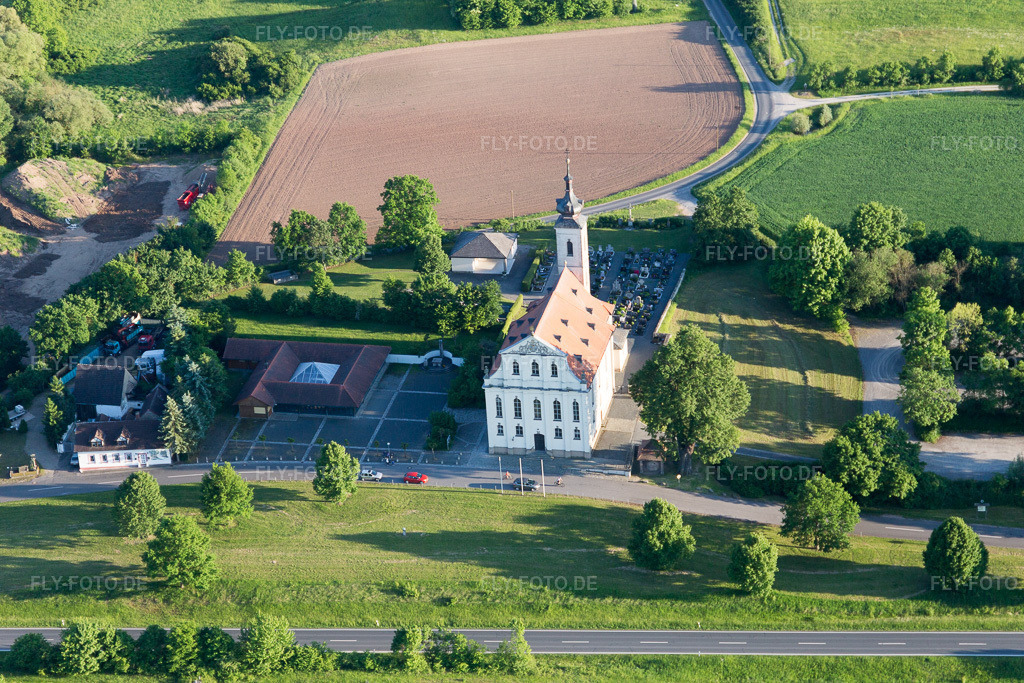 Luftbild: Wallfahrtskirche im Ortsteil Limbach in Eltmann im Bundesland Bayern in Deutschland. Foto: IMG_100106.jpg vom 26.05.2017 durch Werner Riehm/FLY-FOTO.de