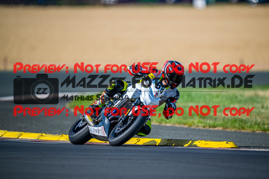 MaZZes_FotoMatrix_220722_1124 | TWIN