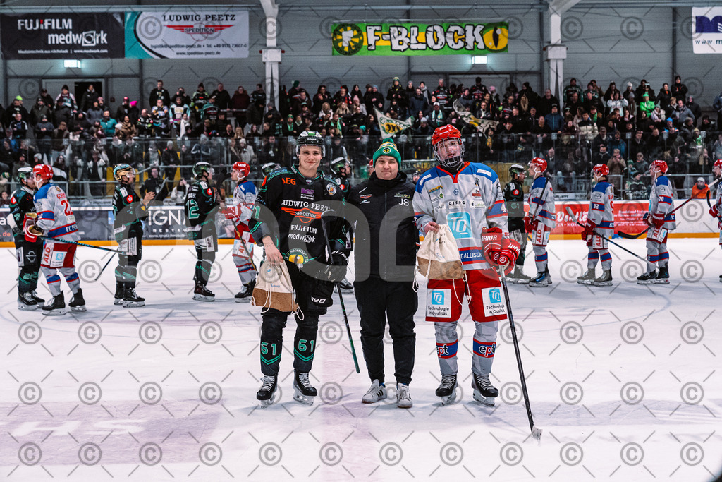 Alligators_vs_Peiting_04_01_2026-113 | Höchstadt Alligators Fotogalerie: Eishockey-Action aus Franken. Professionelle Spielfotos, Portraits & Stadionbilder zum Download. Jetzt entdecken! - Realisiert mit Pictrs.com