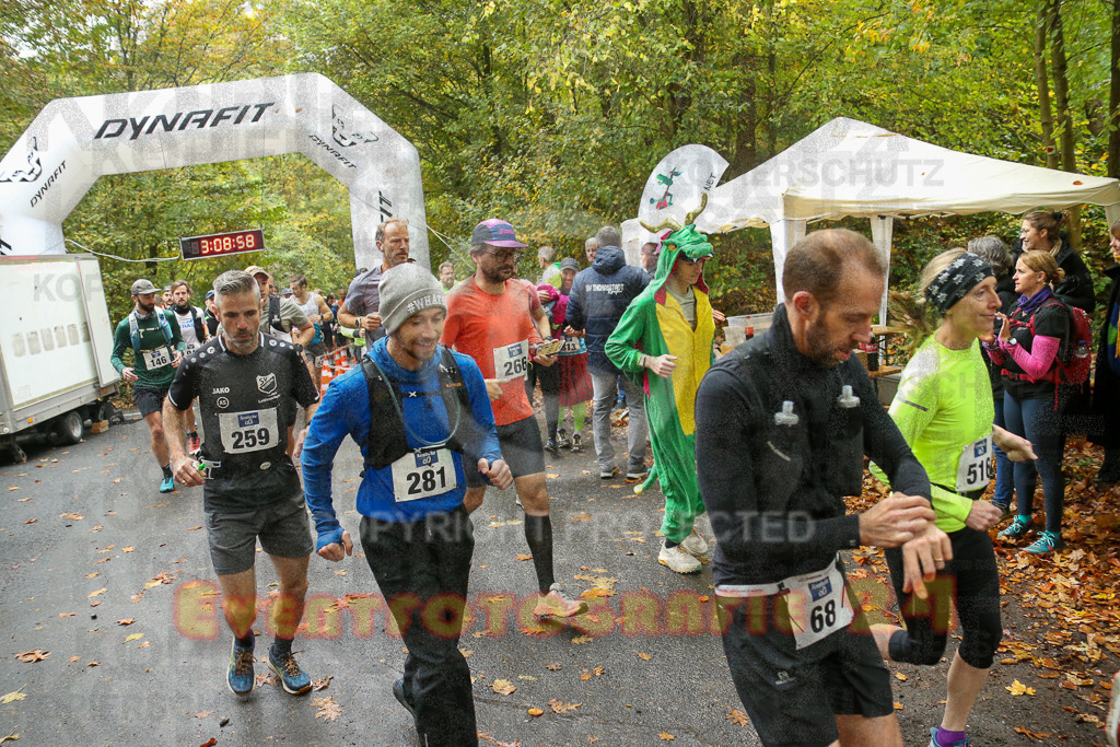 241027_1008_EX1_3597 | Sportfotografie im Rhein-Sieg Kreis, Köln, Bonn, NRW, Rheinland Pfalz, Hessen, etc. Unser Tätigkeitsfeld umfasst den Laufsport vom Volkslauf über den Marathon, Duathlon, Triathon bis zum Ultralauf wie Kölnpfad Ultra oder Schindertrail.