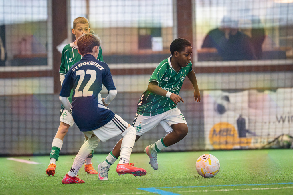 blr.pics-222 | Professionelle Fußball- und Sportfotografie. Spielbilder online ansehen und kaufen – Einzelbilder oder komplette Galerien in hoher Qualität. - Realisiert mit Pictrs.com