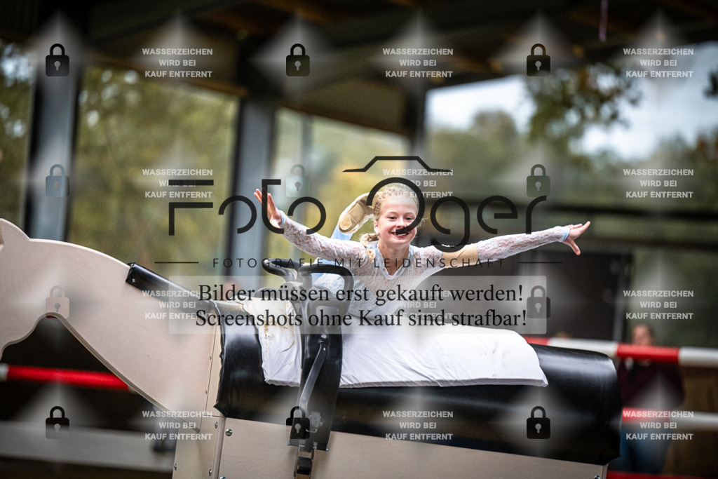 DOS_0733 | Entdecke hochwertige Reitturnierfotos von Foto Oger. Professionell, emotional und authentisch – jetzt Lieblingsmomente im Shop bestellen.Deutschlandweite Turnierfotografie. - Realisiert mit Pictrs.com
