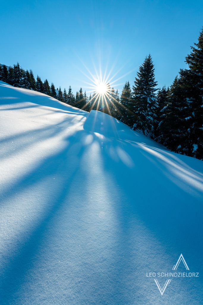 Fotografie_Leo_Schindzielorz_AT_Winter_Tirol_Hahnenkamm_20220205_A7R00813_org | Atmosphärische Landschaftsbilder & Drohnenaufnahmen aus dem Allgäu, Tirol, Südtirol & der Schweiz – ideal für Leinwanddrucke & zur stilvollen Raumgestaltung. - Realisiert mit Pictrs.com