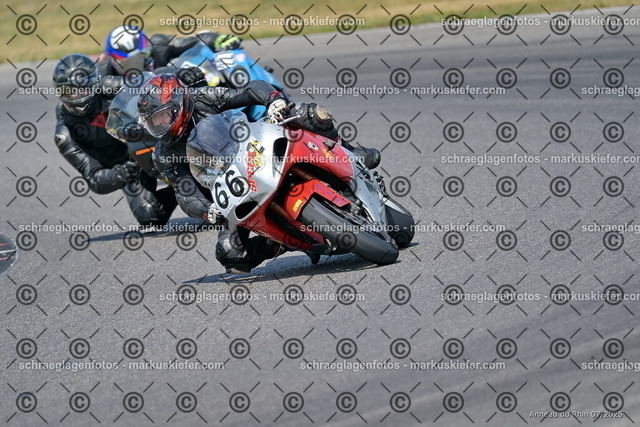 25bt04-1737 | markuskiefer.com - Realisiert mit Pictrs.com