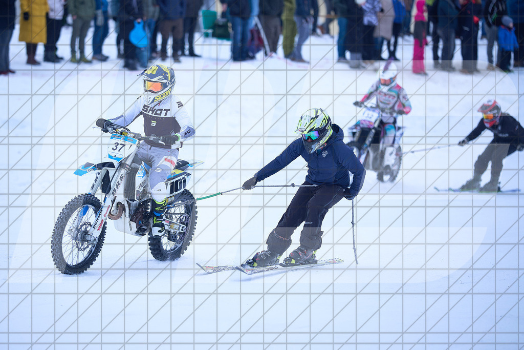 11. Holzknecht Skijöring | Skijöring am 24.01.2026: 11. Holzknecht Skijöring in Gosau am Dachstein, Oberösterreich, ÖsterreichFoto: © 2026 Martin Bihounek | mb-creative.eu