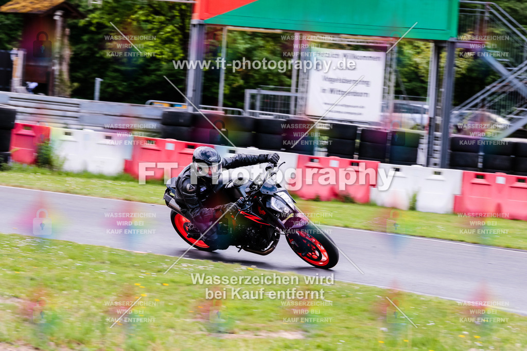 MotoTeamVBK-20756 | Hier findet Ihr Bilder von Touristenfahrten auf der Nürburgring Nordschleife oder von anderen Veranstaltungen die ich besucht habe. Viel Spass beim Durch Schauen 