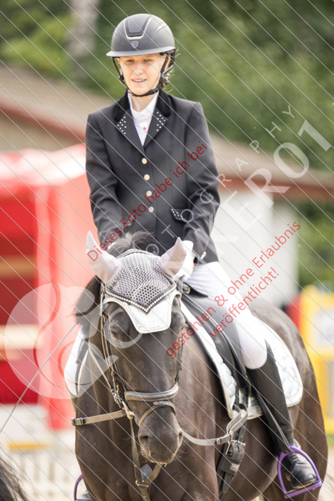 CON_0432 | Sport-, Event- und Tierfotos in Profiqualität. Einfach auswählen, bestellen und herunterladen. Dein Moment – perfekt festgehalten.