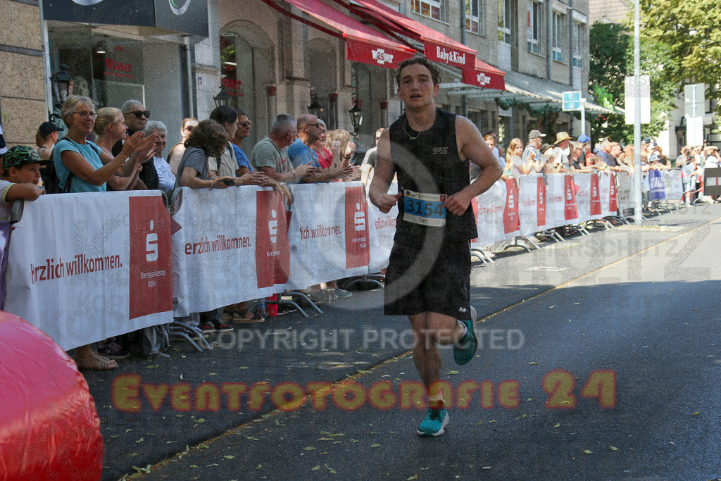 250621_1141_EX1_3778 | Sportfotografie im Rhein-Sieg Kreis, Köln, Bonn, NRW, Rheinland Pfalz, Hessen, etc. Unser Tätigkeitsfeld umfasst den Laufsport vom Volkslauf über den Marathon, Duathlon, Triathon bis zum Ultralauf wie Kölnpfad Ultra oder Schindertrail.