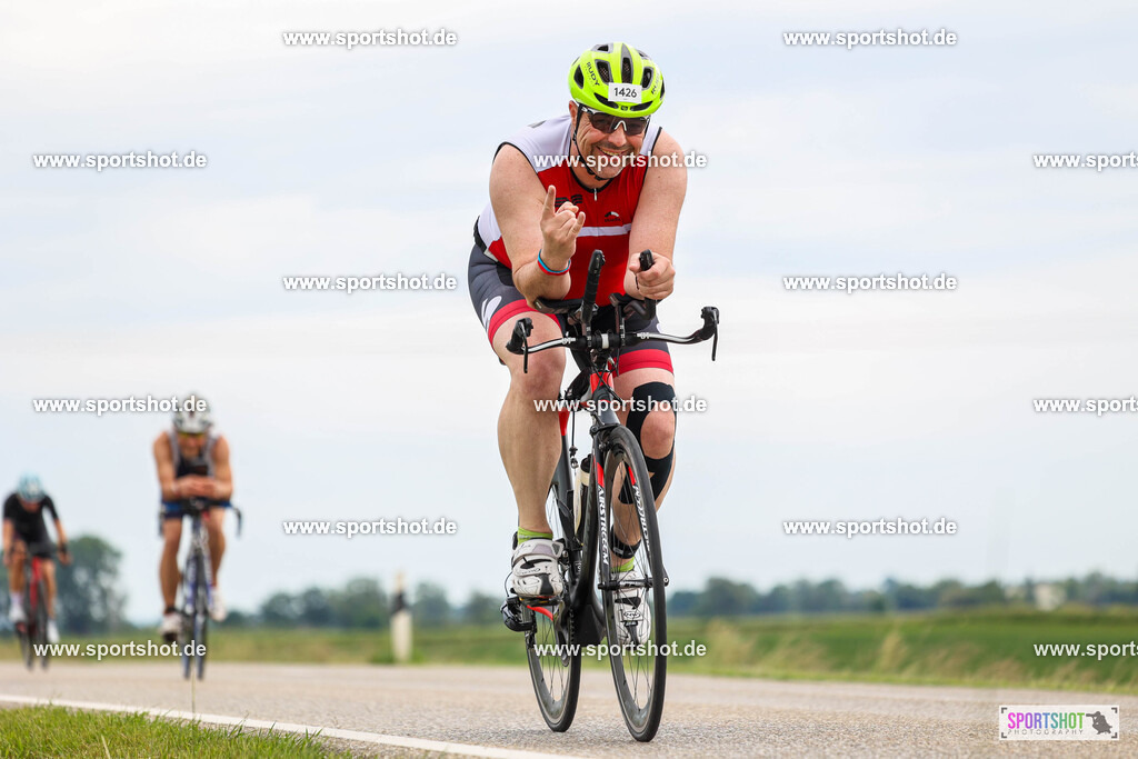 BR8A5276 | Stadttriathlon Erding 2025. #yourpictrs #sportshot_your_pictrs @Sportshotphotography #stadttriathlonerding Copyright: www.sportshot.de