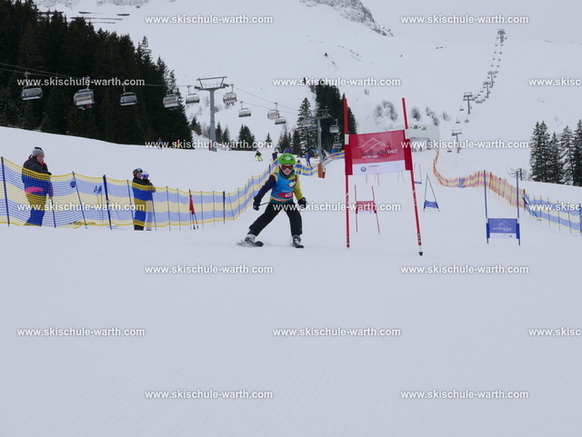 Gruppe Marie (5) | Photos von der Skischule Warth - Realisiert mit Pictrs.com