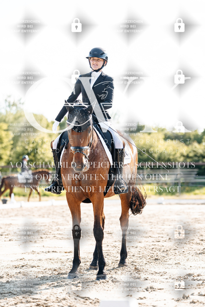 CK909698 | Turnierfotografie Pferdefotografie Trier Rheinland-Pfalz Pferdesport Reitsport Tierfotografie Sportfotografie Pferdevideo Pferdevideografie Equestrianvideography equestrianphotography  - Realisiert mit Pictrs.com